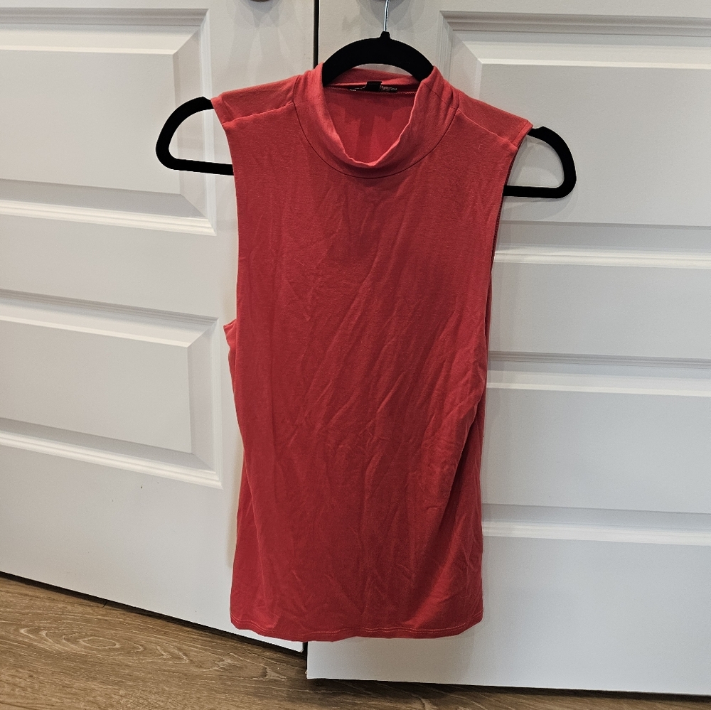 Women's Sleeveless Red Top
